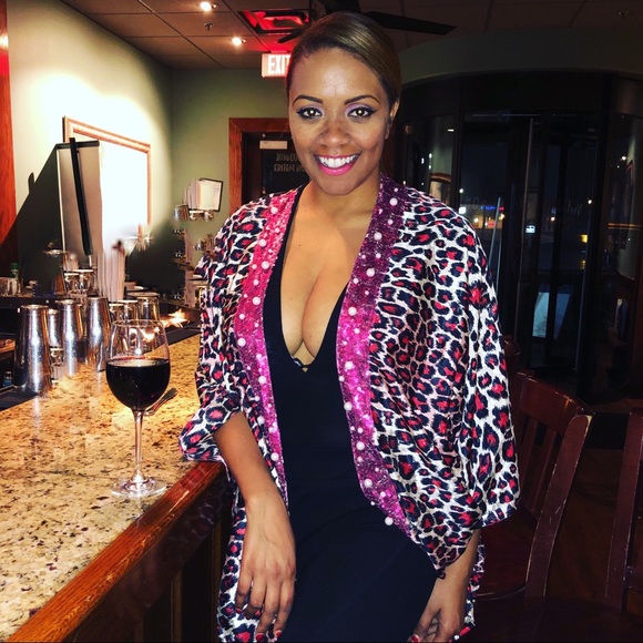 Leopard poncho - Picture 1 of 2